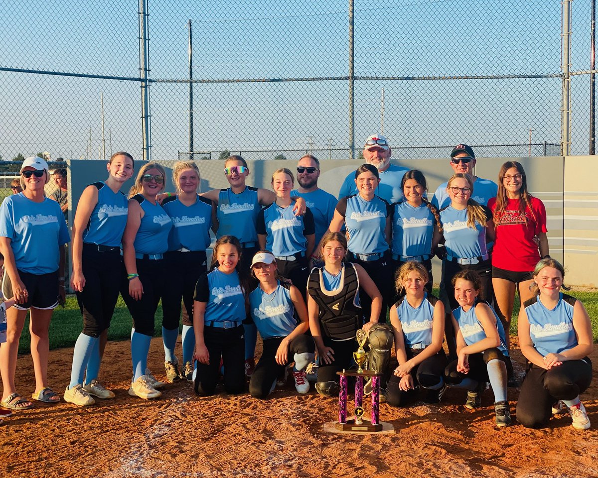 These young ladies came together and won themselves a 14u Championship tonight!  #WeArePC