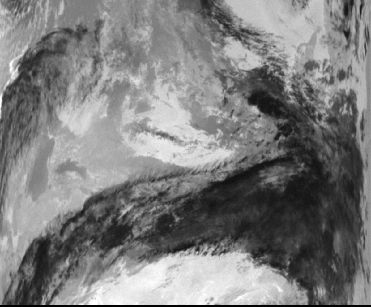 gm8arv's tweet photo. Meteor-M N 2-3 automated pass overhead Edinburgh at ~20:12 UTC 2023-07-27. Thermal image, looking rather out of focus. Images are as-received, with contrast range expanded, and possibly "north" up. @airspy_com HF+ Discovery, SDR#, Meteor GIS, #WXtrack. https://t.co/P94grkfnuX