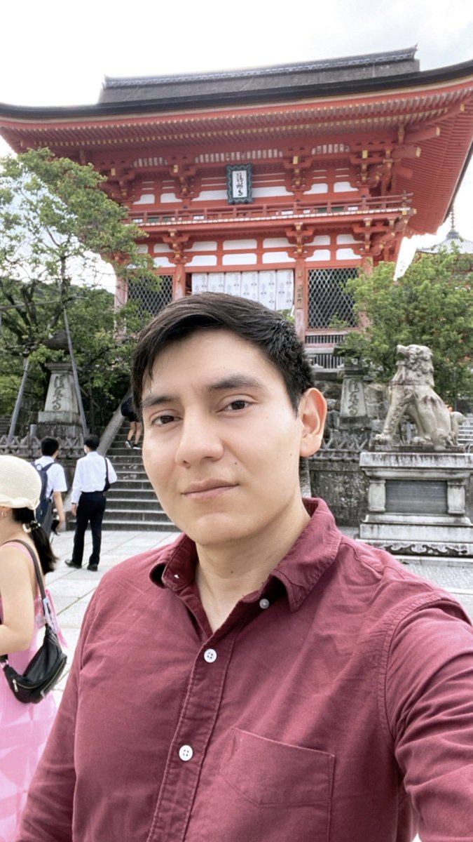 ClaudioACastS's tweet photo. Felt cute 
Edición Kyoto 2023 ✌🏻 https://t.co/nZ8v9cxYS0
