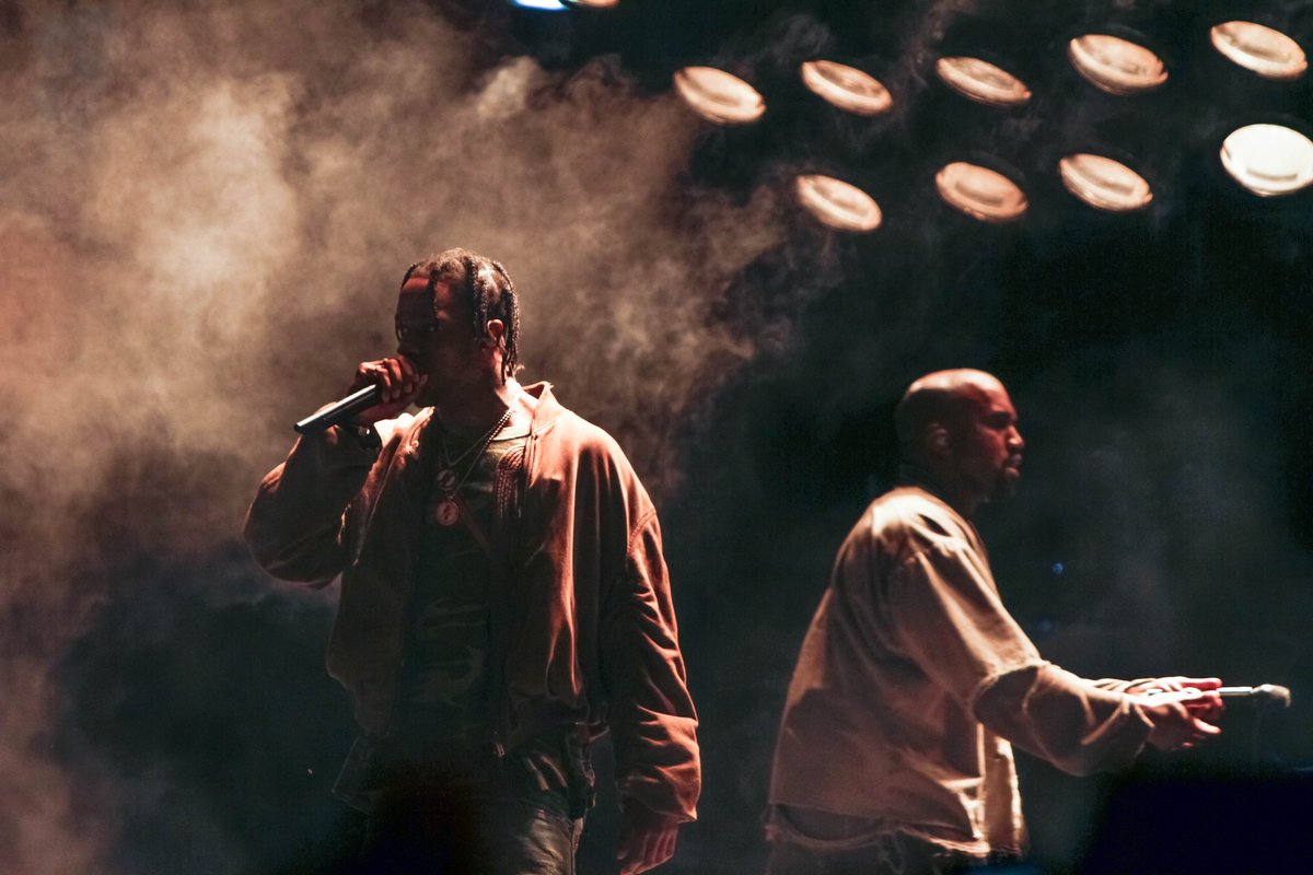 ComplexMusic's tweet photo. THANK GOD 🎵

PRODUCED BY TRAVIS SCOTT &amp; KANYE WEST 💿 https://t.co/MRatumrm1R