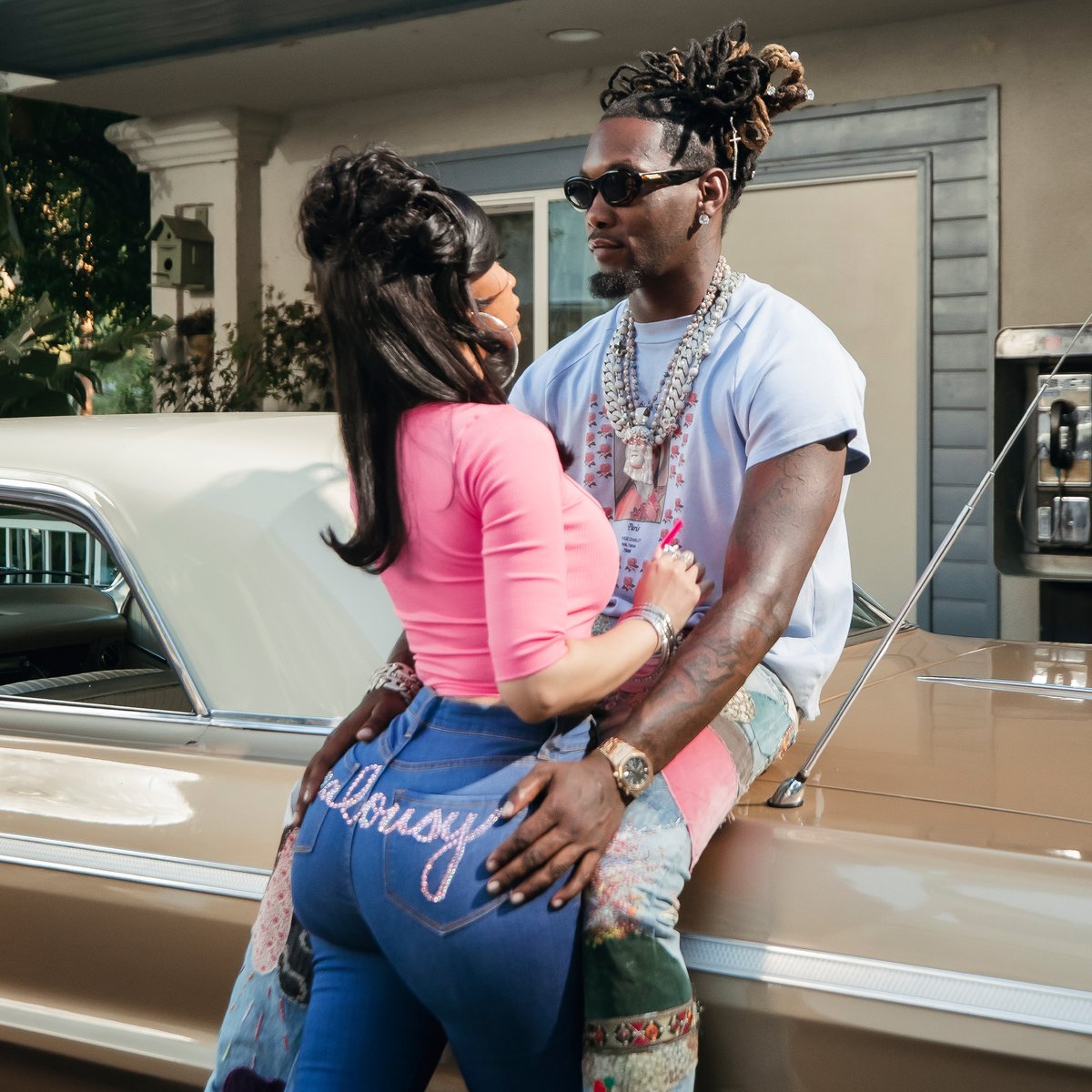 Apple Music tweet media