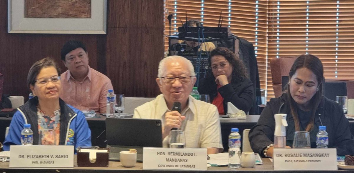 ZFF_foundation's tweet photo. Hon. Ramil Hernandez, Hon. Angelina Tan and Hon. Herminaldo Mandanas, Governors of Laguna, Quezon and Batangas have fully committed to accelerating the implementation of UHC.

#ZFF4UHC
#Partners4UHC
#BayangMalusog https://t.co/C9IEluJIJn