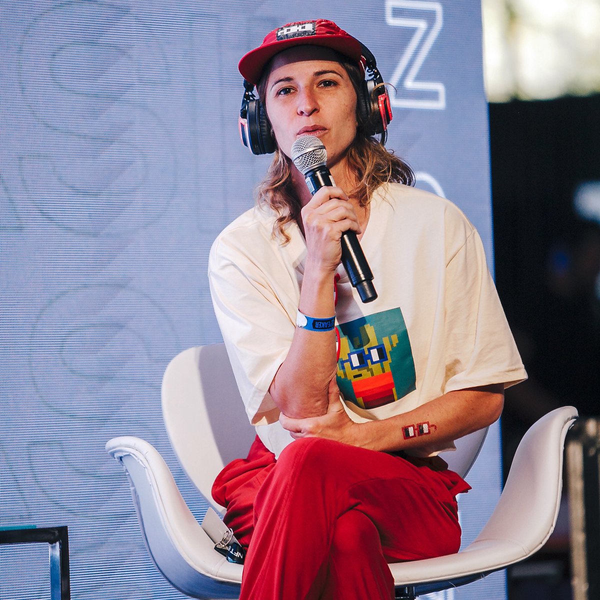 marinioac's tweet photo. A good tbt representing @gnars_dao on the main stage of @_nft_brasil https://t.co/qKoUtbLUjk