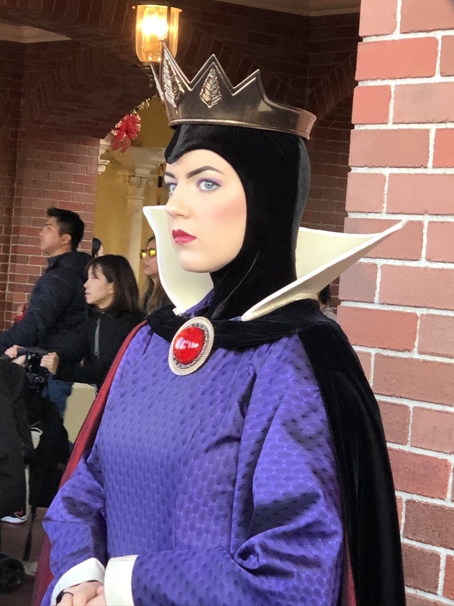 reana_0410's tweet photo. 昨日仕事中前の席の女性二人が朝から晩まで悪口いいまくってて、聞きたくないのに聴こえてきました。
さすがに頭痛くなって気持ち悪くなりました。まじ、仕事中の悪口辞めて欲しい🤬😭 https://t.co/HDt7N5hFlk