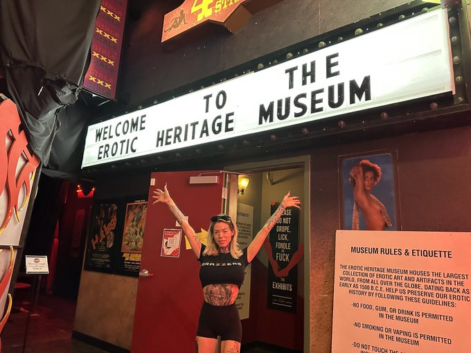 Some (kinda) wholesome photos from this week so far https://t.co/jJxGv89uLQ