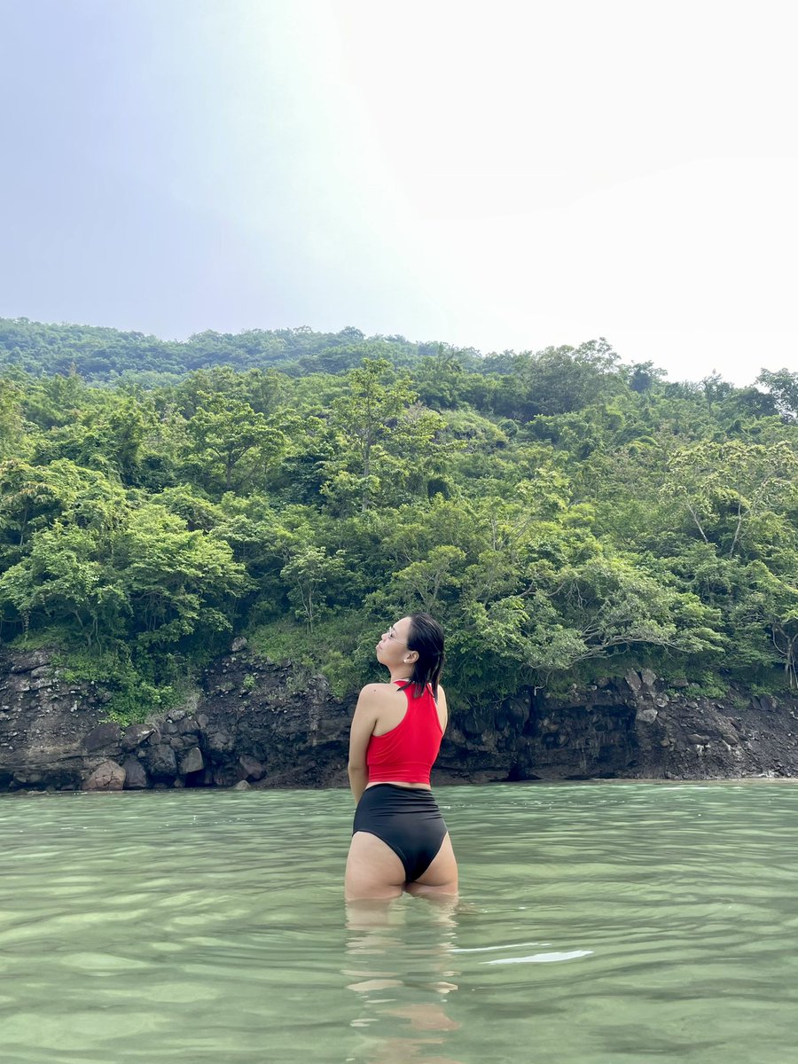 ebnnazal's tweet photo. batangas getaway ☀️ https://t.co/g8WqFXsmsK
