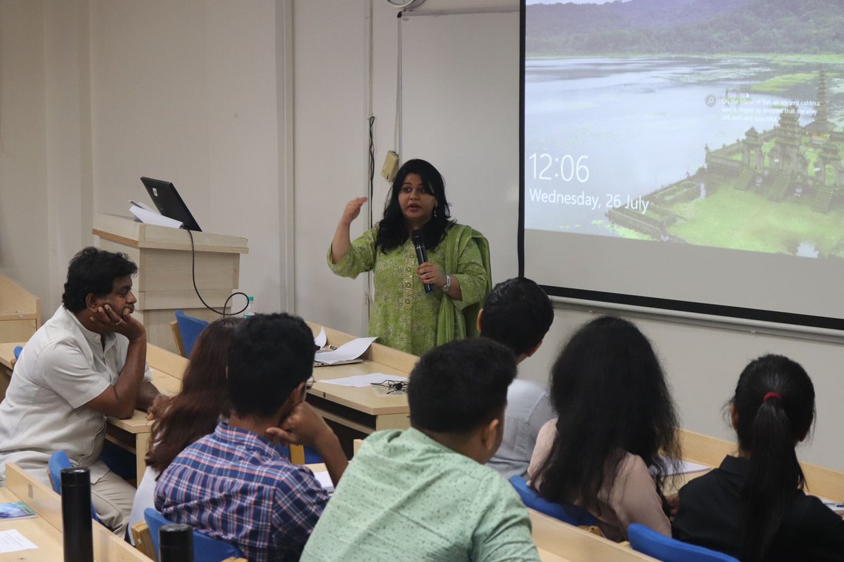imthyd's tweet photo. In an enlightening networking session, Mr. Prakash Pathak, an authority in corporate relations, kickstarted the session by delving into the basics of networking.
Notably, the Corporate Relations Team, led by the dynamic Ms. Bhavya Mahendra organized an engaging activity.
#IMTH https://t.co/M5rcbJIdHm