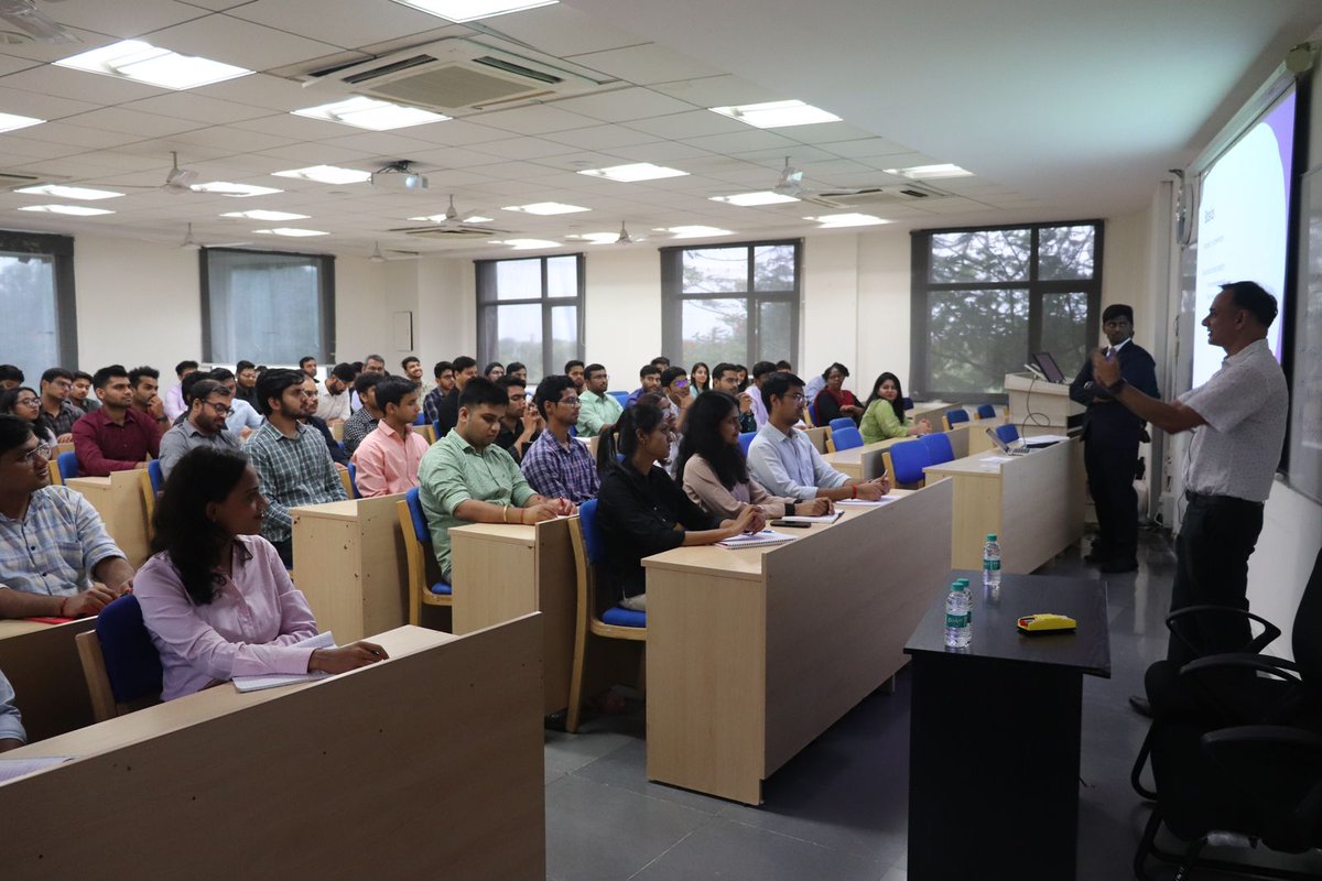 imthyd's tweet photo. In an enlightening networking session, Mr. Prakash Pathak, an authority in corporate relations, kickstarted the session by delving into the basics of networking.
Notably, the Corporate Relations Team, led by the dynamic Ms. Bhavya Mahendra organized an engaging activity.
#IMTH https://t.co/M5rcbJIdHm