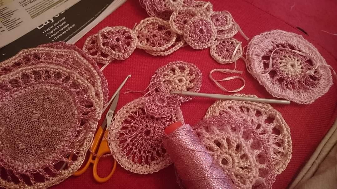 carolineknits's tweet photo. One of those mornings when you can't sleep, so you're up since 5 crocheting...
#crochet #handcrocheted #crocheting #tired https://t.co/sheq4MT5Xh