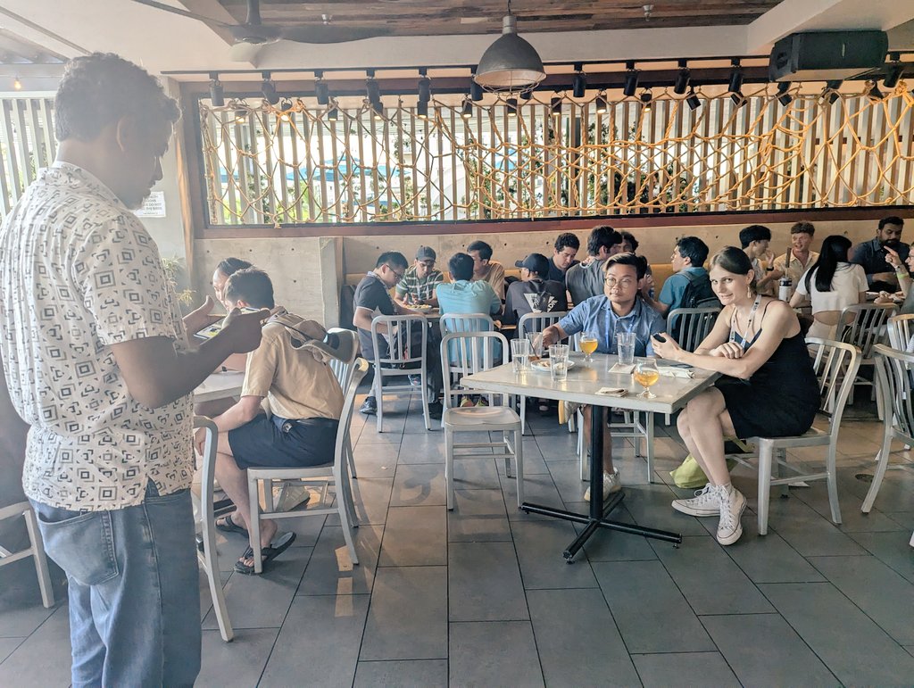 DynamicWebPaige's tweet image. ✨👩‍💻🧮 Code + Math Meetup at #ICML2023 has exploded to 120 (!!) attendees. Y&apos;all are awesome! 😀