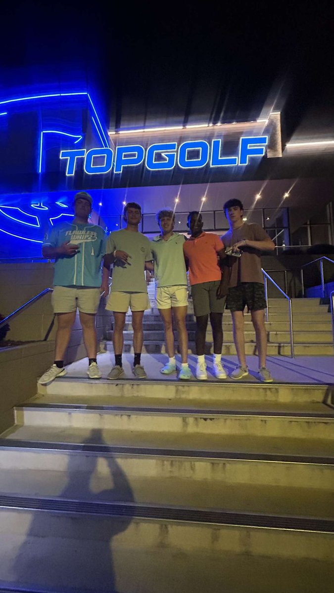 KadenMays15's tweet photo. Nothing like a little team bonding with my boys @ShaneMcnatt @davan06 @BradyCrawford25 @24Ccarter https://t.co/nvdHEd820N