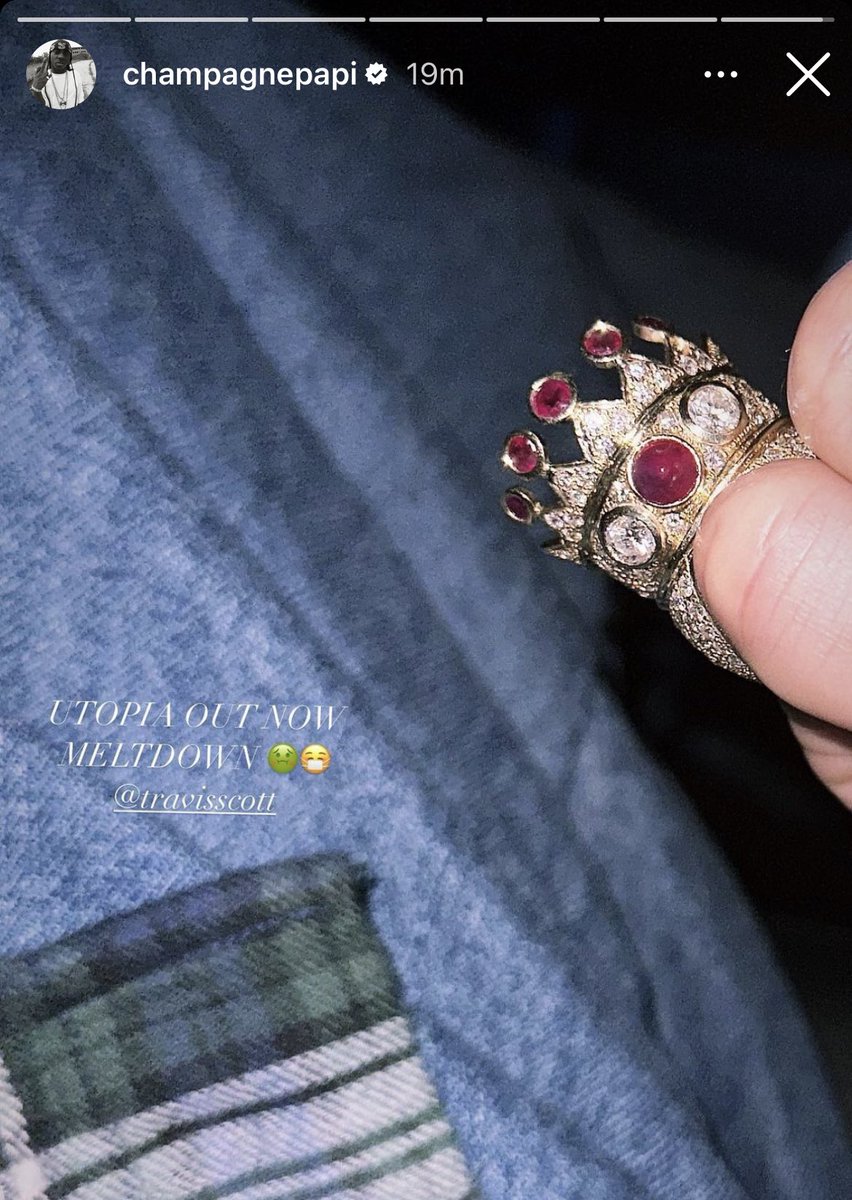 Complex Style tweet media