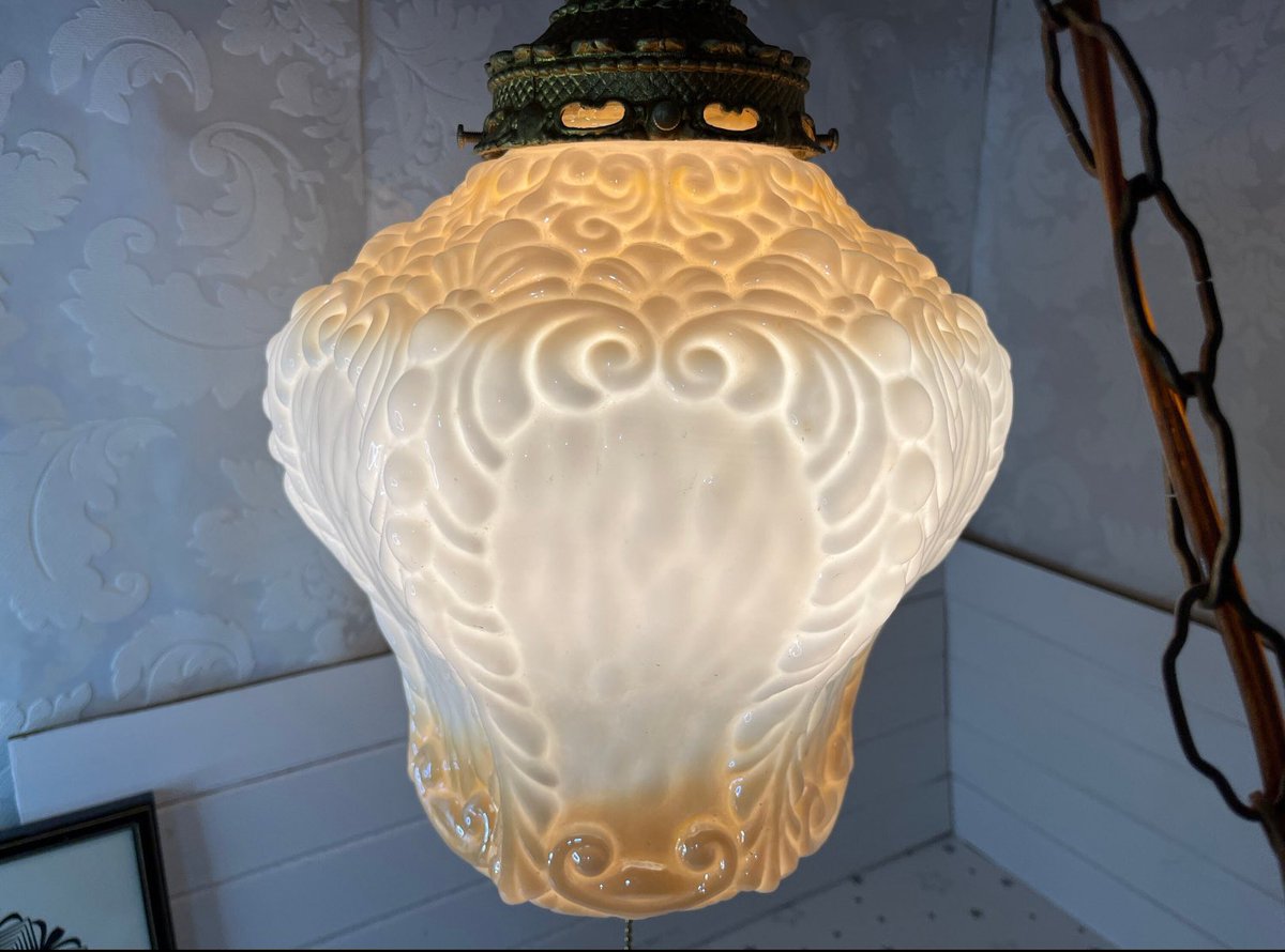 DeesGems's tweet photo. Gorgeous Pendant Light For CA$475
Get it Now!
https://t.co/8HrruRSliZ
-
-
-
#Etsy #EtsyShop #EtsyVintageShop #PendantLight #Light #CeilingFixture #Vintage #VintagePendantLight #VintageLight #VintageCeilingFixture #Deesnewoldgems https://t.co/9k8IwnR3pf