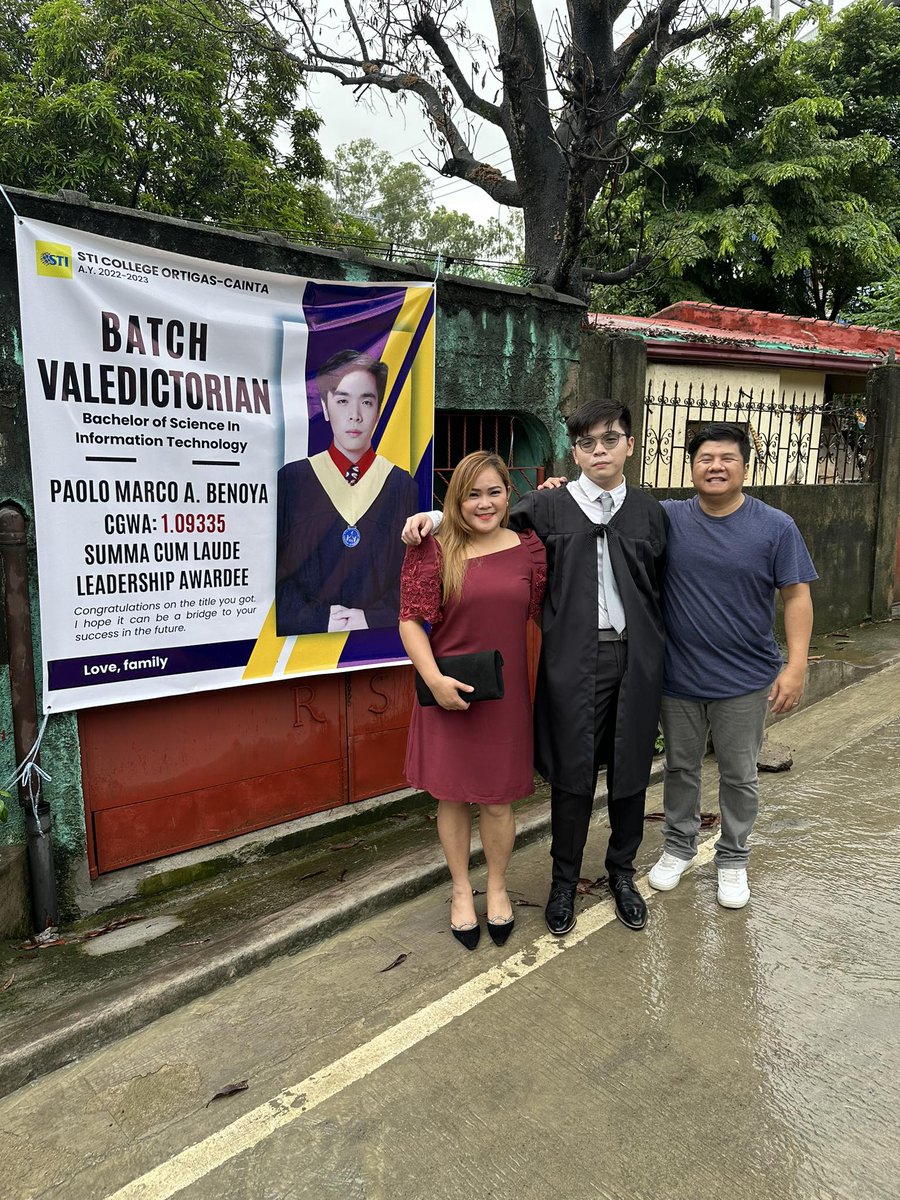 BenoyaPMA's tweet photo. Bang laking tarpaulin tapos may isa pa 🥹🥹🥹 https://t.co/ja8fpH4rxi