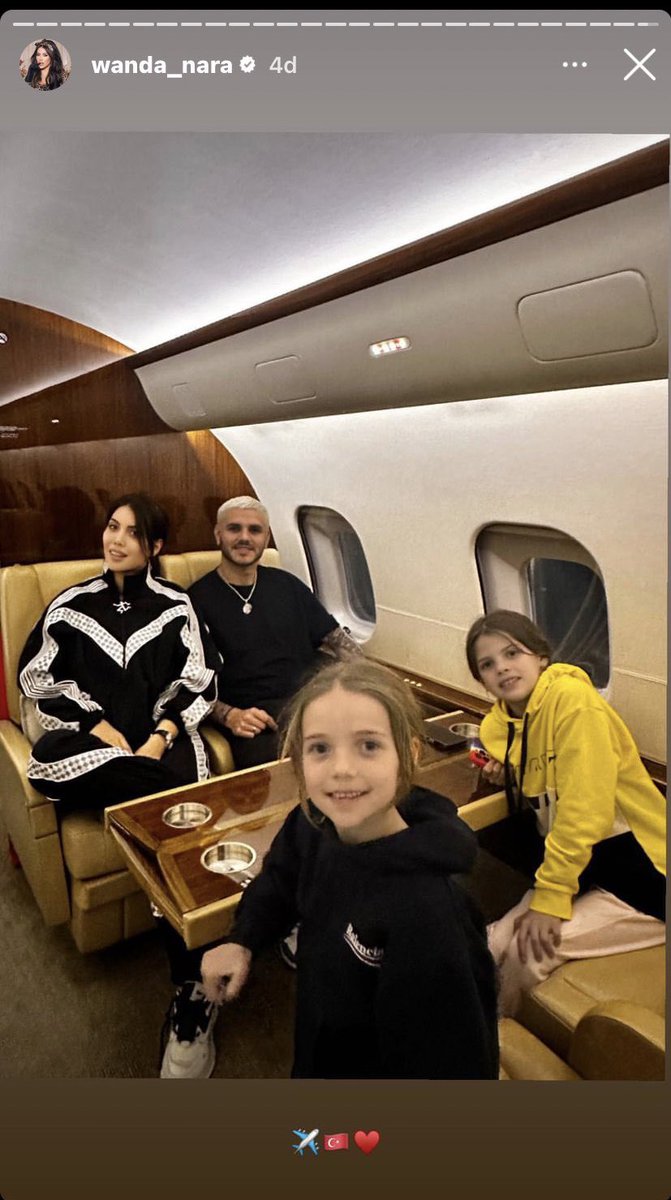 Bana mutluluğun fotoğrafını çizer misin Abidin Erdem? 😀
 #Galatasaray #Icardi #icardi