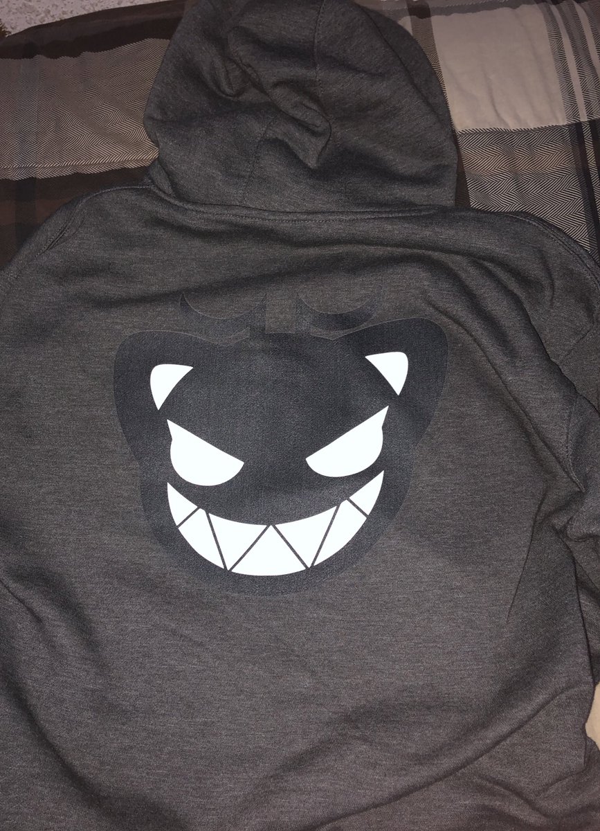 OrganicFox17's tweet photo. Yesterday, my new hoodie from my favorite band, @Scratch21Music arrived. I’ve only worn it once, and I love it already.
(Yes, the photo quality is bad, but this is the best one I could get)

Made by: AnjaBarthel on Redbubble https://t.co/a71HHGIUar