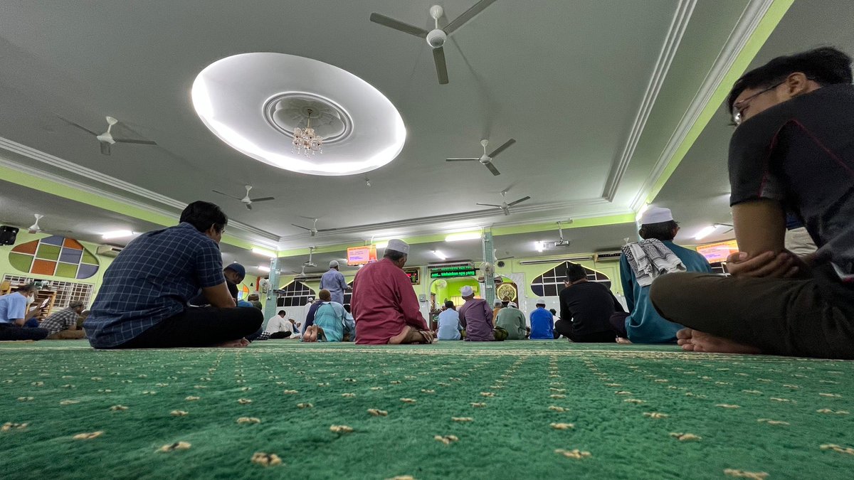 I'm at Masjid Ittihadiah in 30020, Ipoh swarmapp.com/c/95uTbCGXJF7