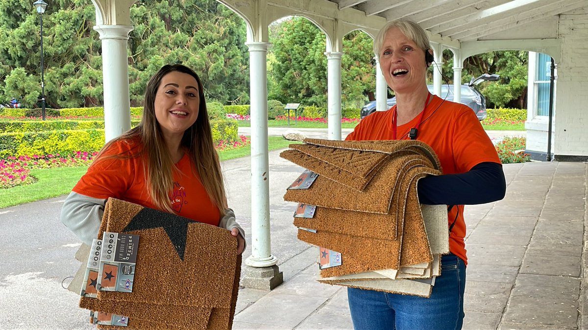 Hullabaloo in the Park is good to go! 

Come join us in South Park, from 10am. <a href="/HullabalooTweet/">Theatre Hullabaloo</a> <a href="/HullabalooHome/">The Hullabaloo</a>