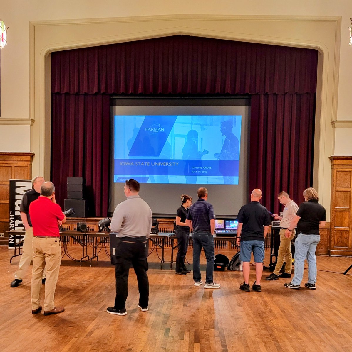 Connie_avpro's tweet photo. Hi new #avtweeps friends!
My first tweet can only be to give a shoutout to @ped1971 for hosting our team for ISU #harmanEDUday. We brought samples of audio, video, and lighting to @IowaStateU campus. The entire ISU staff were amazing! Great company, conversations and food! https://t.co/1RaMLrqldp