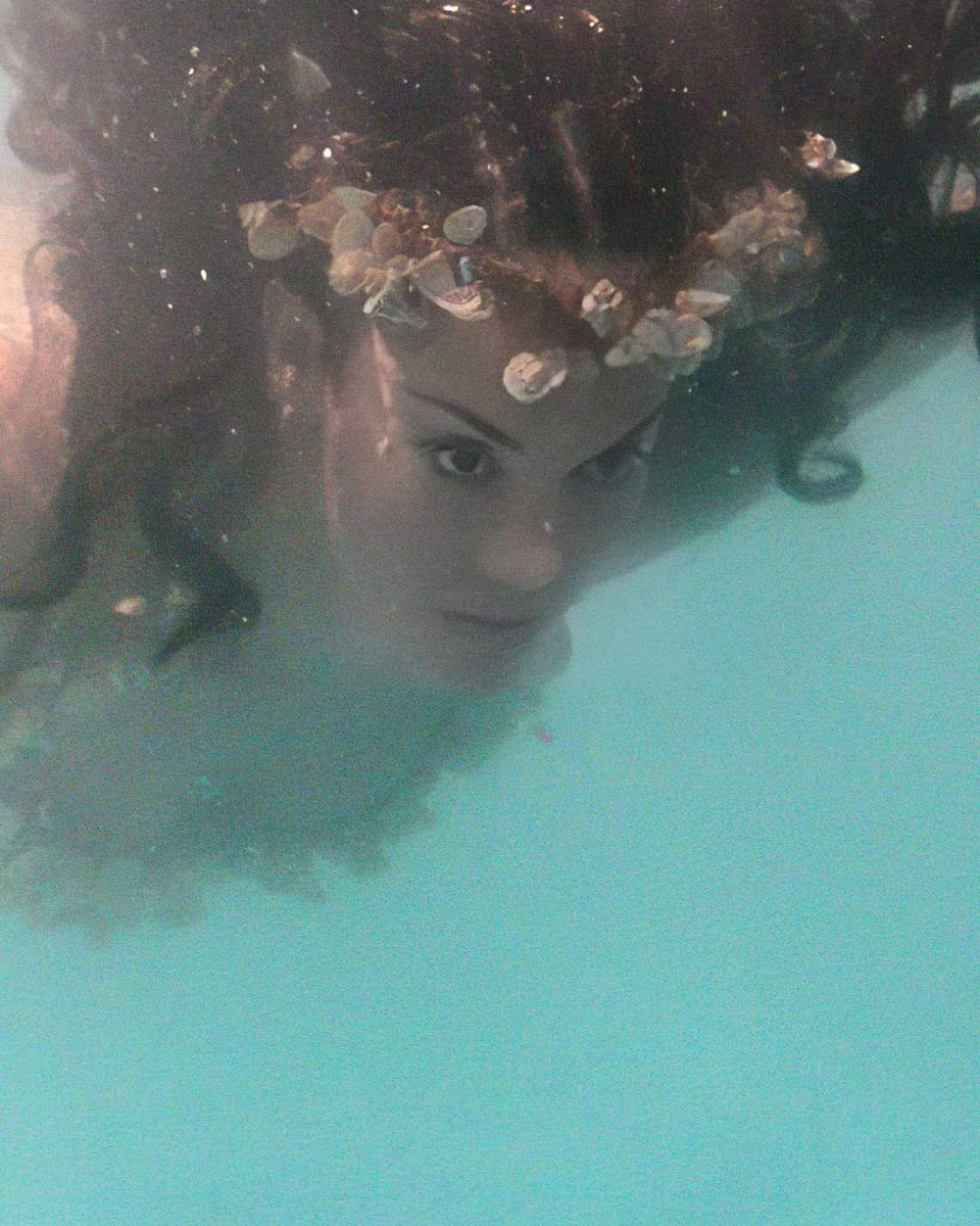 TatianaPalacios's tweet image. Coral era "aesthetic" sin pretender serlo... 😉