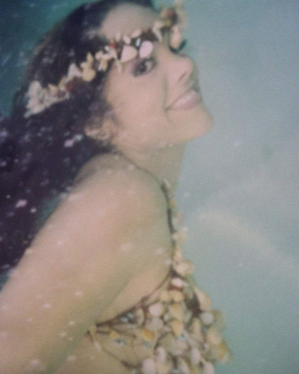 TatianaPalacios's tweet image. Coral era "aesthetic" sin pretender serlo... 😉