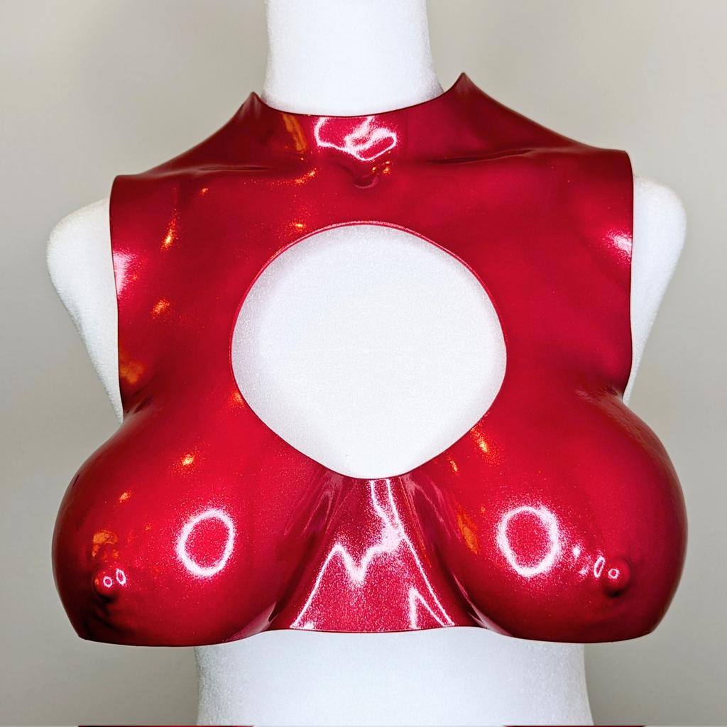 CloneArtDesigns's tweet photo. The latest #breastplate for @OGLittleB truly one of a kind piece of #fashionstyle that turns heads! https://t.co/SitFRqQSoy