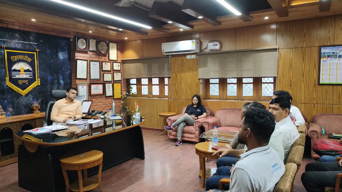 CASA_India's tweet photo. #HimachalFloods
CASA, SPHERE INDIA and other NGO's join hands with the district magistrate to address the flood situation in Kullu. We discussed how coordination efforts can be strengthened, further empowering coordination and unifying forces for an integrated response. https://t.co/z4f4ZC3Z56