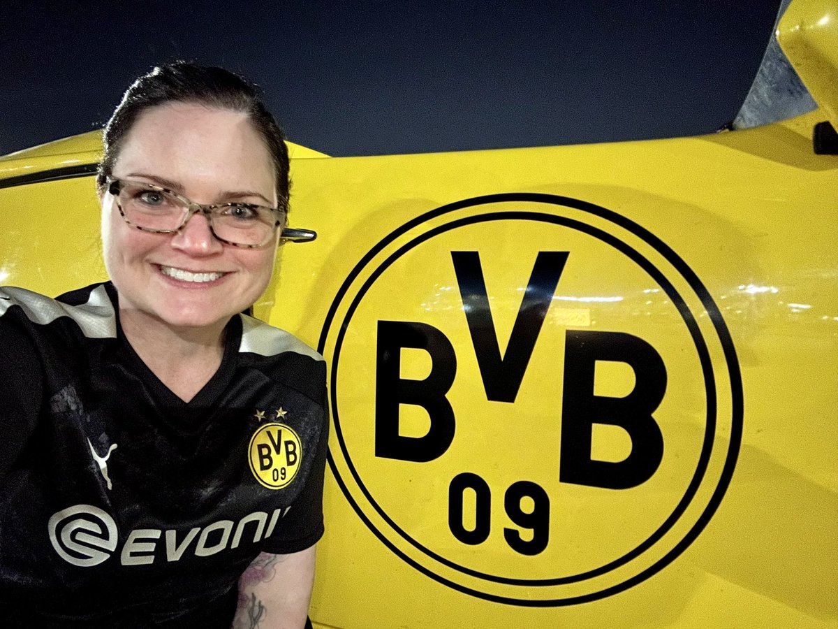 Erin Bartos tweet media