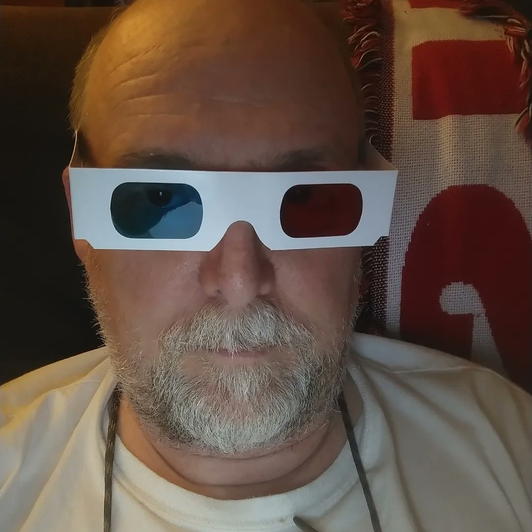 GordonMiller_CS's tweet image. #NowWatching🎬 #RobotMonster in #3D  @BayviewEnt