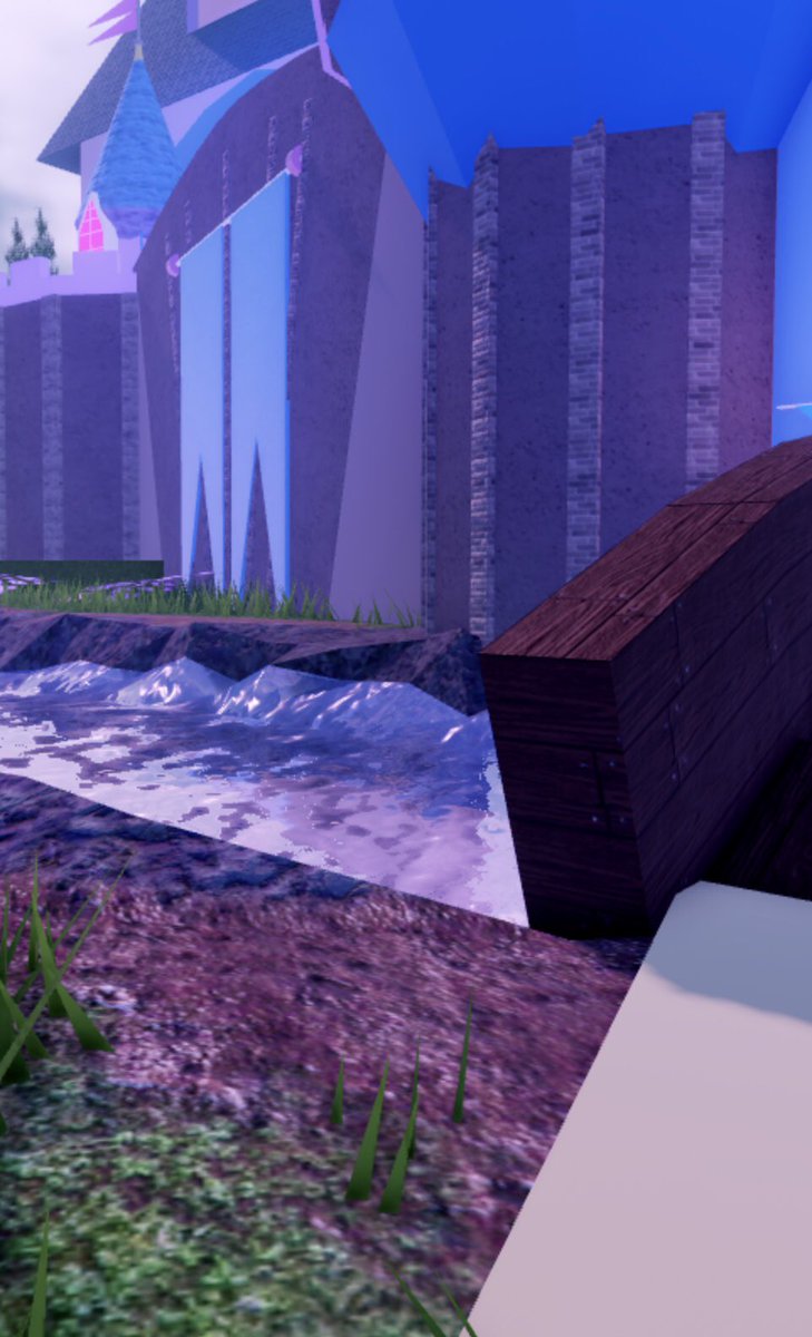 imvqink's tweet photo. when you love taking photos with royale high 😭 #roblox #royalehigh https://t.co/nfXKLKcjIX