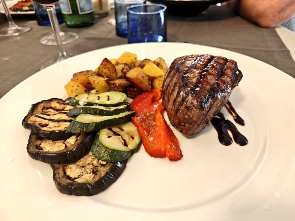 Zoe_in_transit's tweet photo. Last night's dinner at a local restaurant was so delicious. We don't normally take any desserts, but since with friends we tried, it was definitely too filling for me, but outstanding flavours! π½οΈπ·
#lugano #montebre https://t.co/f8sGkRUsbm