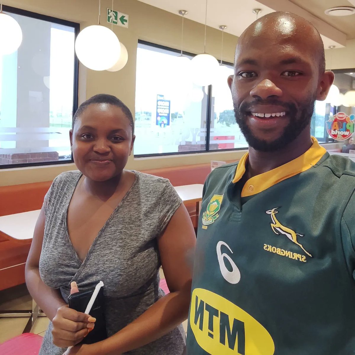 Mthobisi_pm's tweet photo. Only allow good energy to surround you, even if that means getting your circle smaller. 

Don't entertain bad energy. Protect your dream from naysayers. 

The worst thing you could do is to share your dreams and ask for advise from people who have given up on their dreams. https://t.co/T7kF1qCfjN