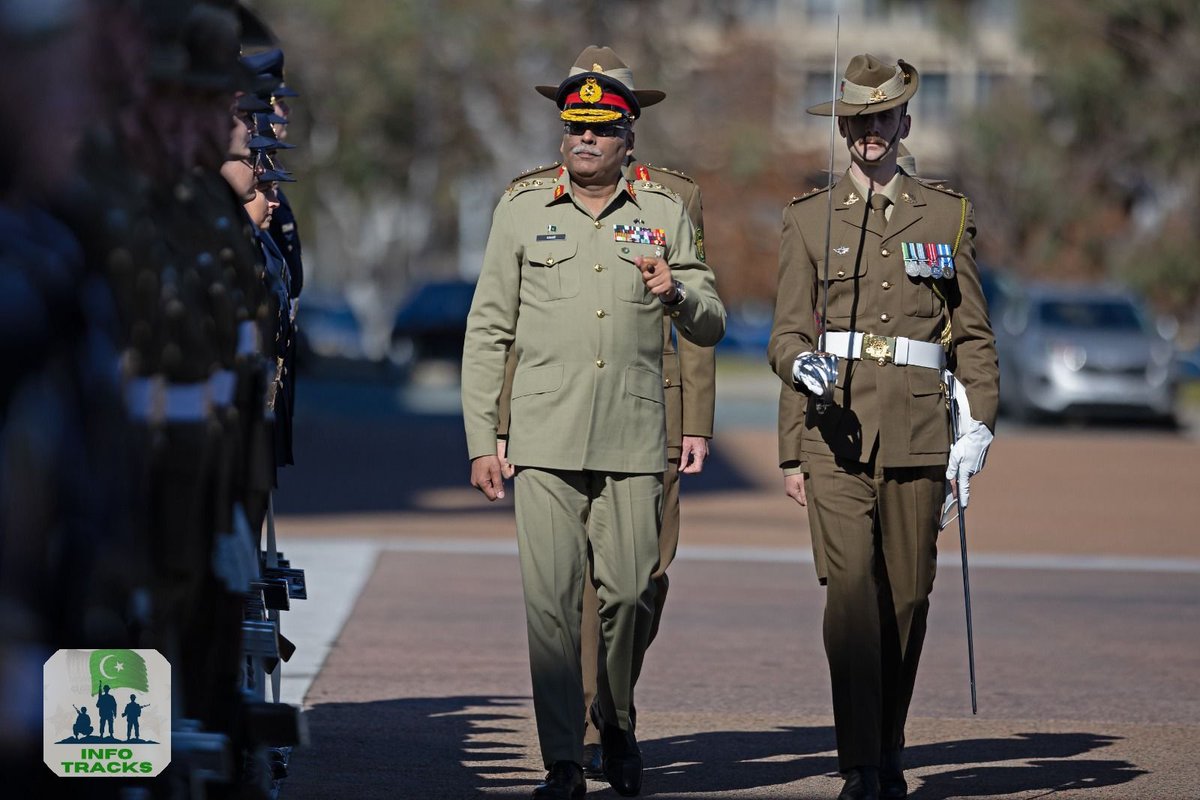 MaryamAfridi16's tweet photo. General Sahir Shamshad Mirza, CJCSC, concluded a successful official visit to #Australia, enhancing #military cooperation between our #nations. Fruitful discussions with General Angus J. Campbell and other high-ranking #leaders pave the way for stronger ties.
#Defence #DISPR https://t.co/u9Xqgbxrw6