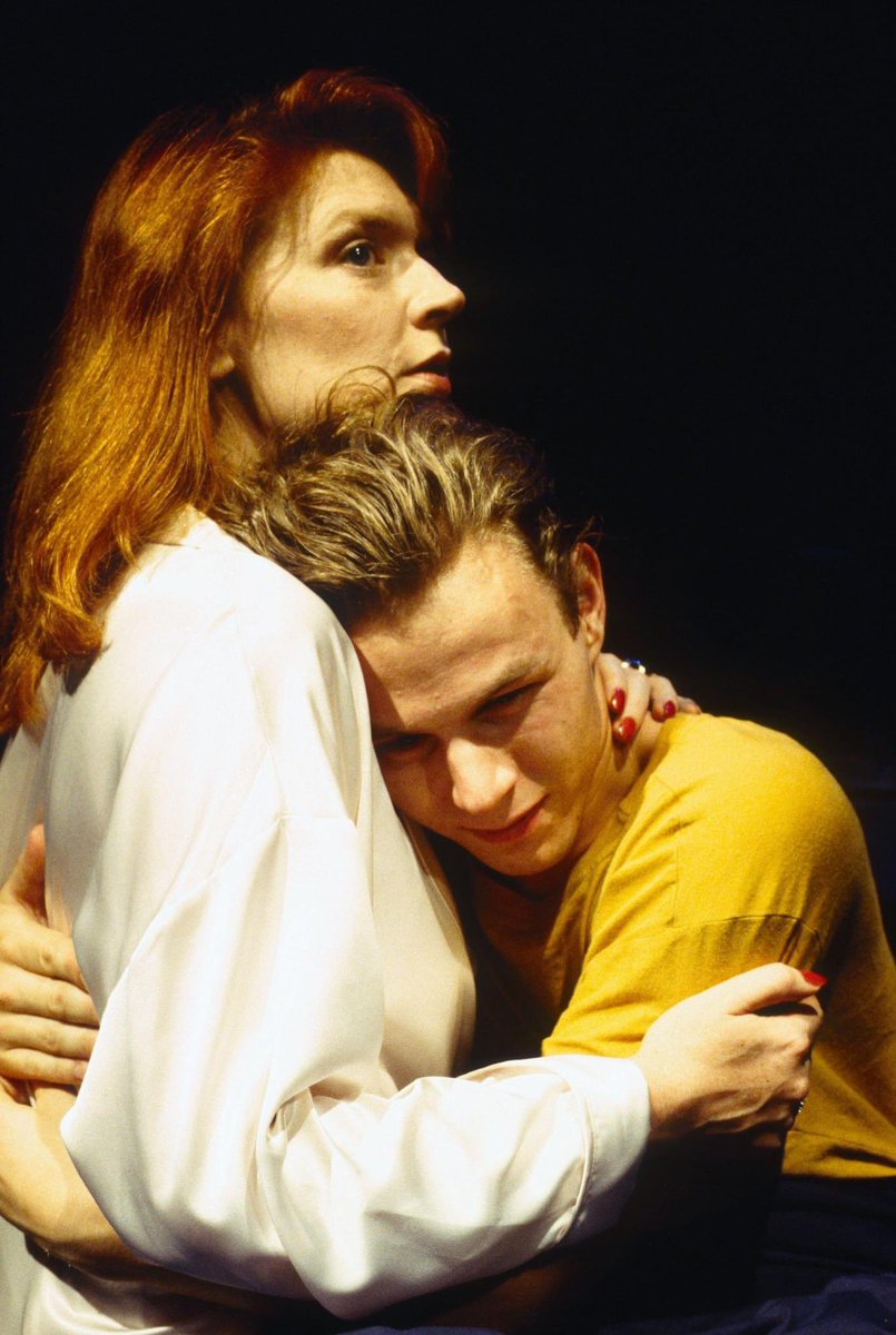 JOJEHARVEY's tweet image. 30 years ago tonight saw the first ever performance of Beautiful Thing, with Philip Glenister, Patricia Kerrigan, Mark Letheren, Jonny Lee Miller and Sophie Stanton at the Bush Theatre. Little did I know the journey that play would take me on all these years later…