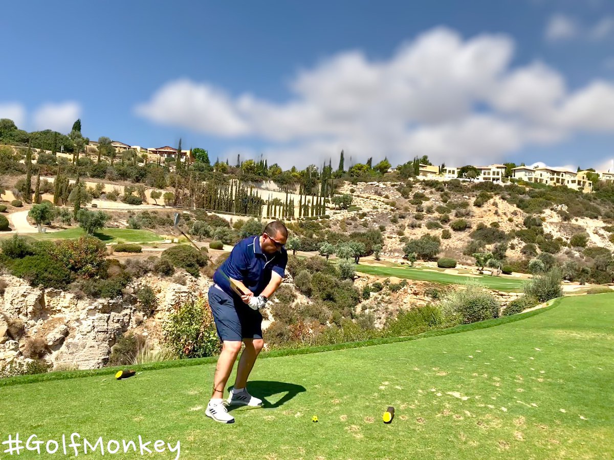 thegolfmonkey's tweet photo. The iconic Par 3 7th hole ⛳️ @AphroditeHills1 a real test of accuracy and nerve. #GolfCyprus
#Golf #GolfMonkey #GolfTwitter #golflife https://t.co/phZJLv13c5
