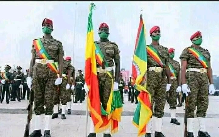 PpMachakel's tweet photo. #ካላንተ #ሰላም #የለም!!!!
   ሰላም አብሳሪ ሆኖ መገኘት ምንኛ መታደል ነው!!ለሀገር ባለውለታ ዋልታና ማገር በመሆን ሀገርን በብረት መሰሶ እንድትቆም ህዝብ ሰላም ውሎ ሰላም እንዲያድር ራሱን ዝቅ አድርጎ የሚኖር የሀገር መከላከያ ሰራዊት https://t.co/z3u7G045Lt