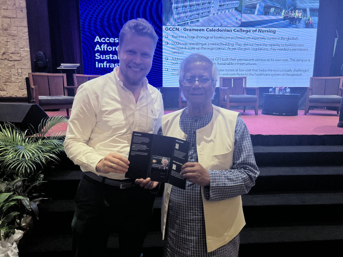 And of course I couldn’t resist to present to the founder of @grameenbank and microcredit a way to go #bankless with his own #ammercard. 😋

@Yunus_Centre @AmmerCards @AmmerWallet 

#ammercard #ammerpay #web3 #sbd #sbd2023 #socialbusiness #worldofthreezeros #blockchain