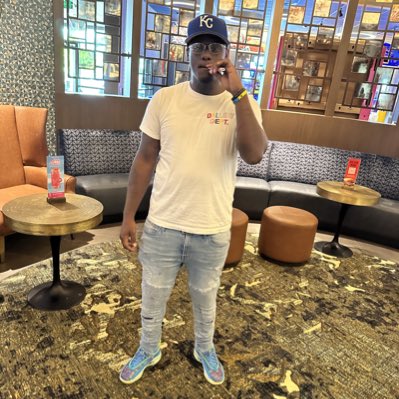 Johnie blast La'lil Flare tweet media