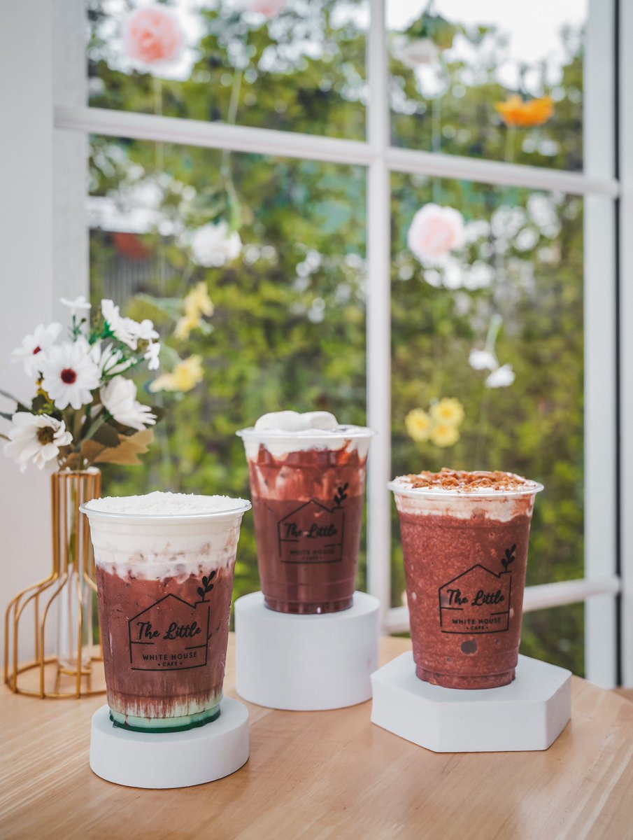 TLTWhiteHouse's tweet photo. Have a good  holiday season be filled with joy, love at thelittlewhitehousecafe🏡

#thelittlewhitehousecafe
ร้านเปิดทุกวัน อังคาร-อาทิตย์ 10.30-20.00น.

#cafe #카페 #coffee #ร้านกาแฟ #คาเฟ่กรุงเทพ #คาเฟ่พัฒนาการ #คาเฟ่ #cafeinbkk #cafethailand #คาเฟ่ประเวศ #รีวิวคาเฟ่ https://t.co/Tzvc4H2F3T