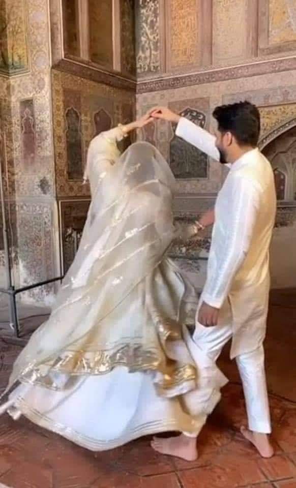 WarWLiberals's tweet photo. فیصل مسجد کا تقدس ان طوائفوں نے پامال کیا تھا جج صاحب! ریڑھی والوں نے نہیں۔ آپکی عدلیہ سمیت آپ پر بھی لعنت ہو https://t.co/ku0NBpHakS