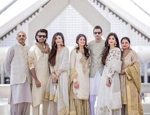 WarWLiberals's tweet photo. فیصل مسجد کا تقدس ان طوائفوں نے پامال کیا تھا جج صاحب! ریڑھی والوں نے نہیں۔ آپکی عدلیہ سمیت آپ پر بھی لعنت ہو https://t.co/ku0NBpHakS