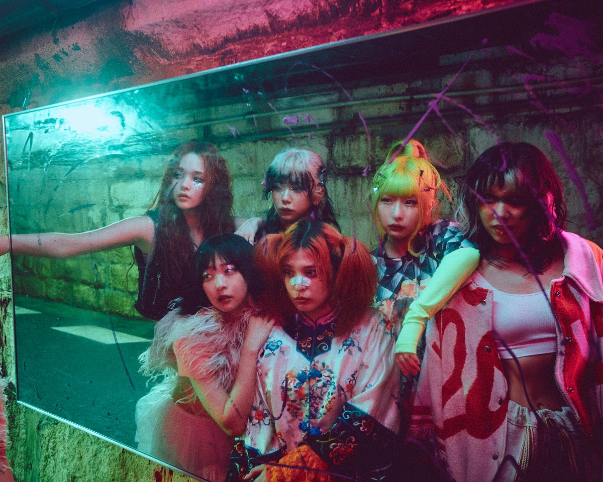 PIGGS ビビ サイン入りチェキ PIGGS ファンクラブ限定 チェキホルダー