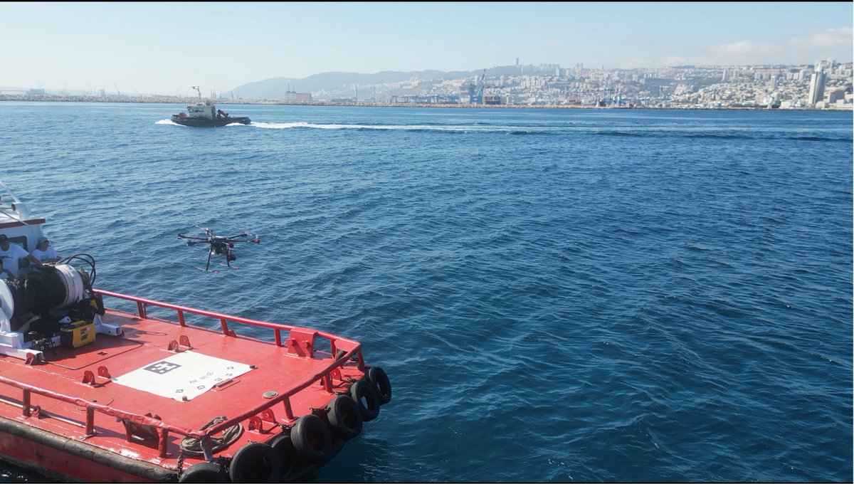 wonderrobotics's tweet image. #WonderLand maritime landing flight tests. Successful #autonomous #drone landings with an #ArUco marker and without any marker! Our goals: to keep the deck clear and available for ship-to-shore and shore-to-ship use-case: landing in unmarked strategic #maritime facilities.
