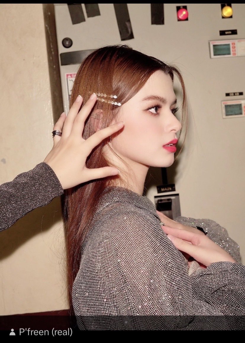 minecocoa's tweet photo. น้องเบคฉ๋วย 💜💜
#srchafreen #beckysangels #minecocoa #MineWorld https://t.co/5Y8zHiJHwi