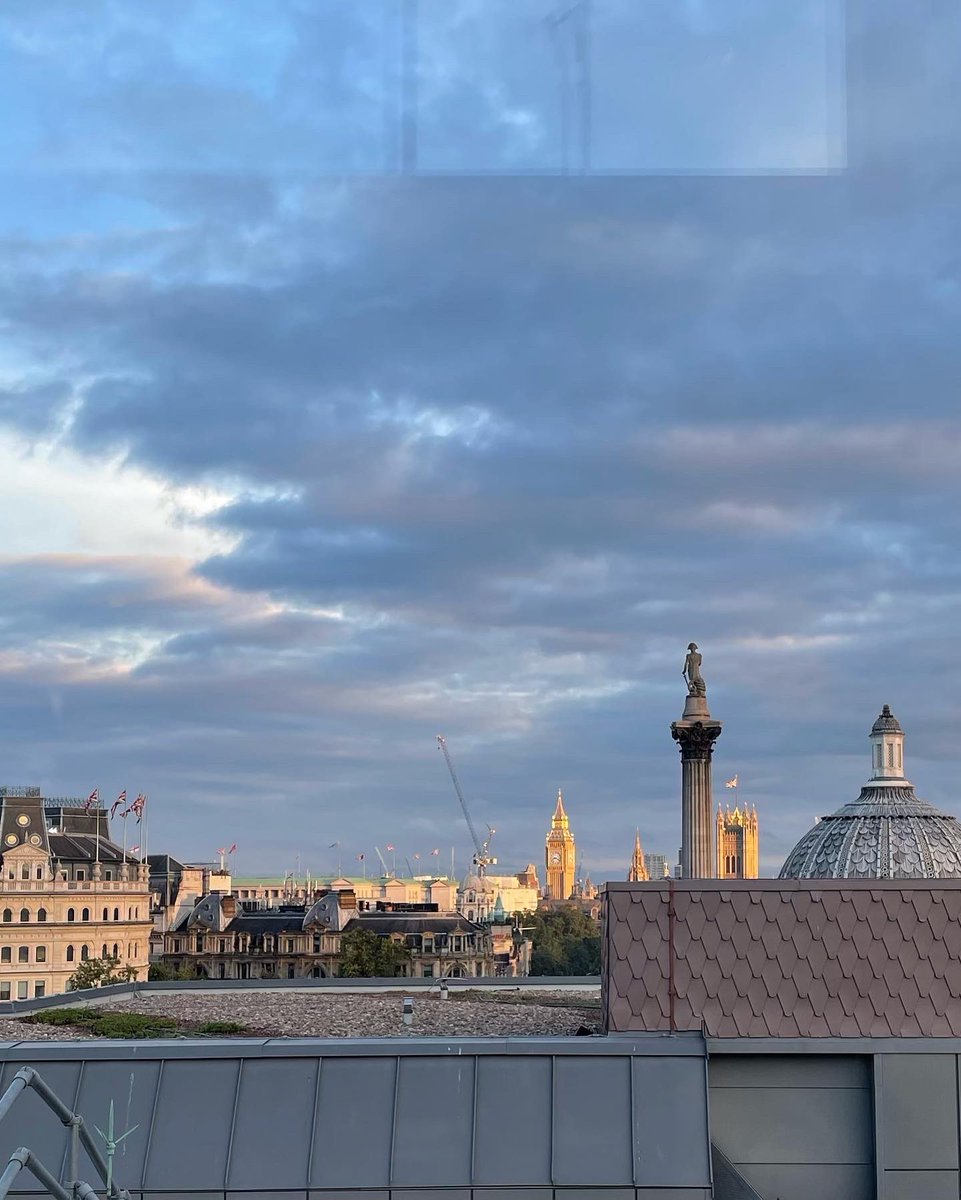 selmamayfair's tweet photo. With the A team - @chefcorrigan and @spitz69 - at The Portrait restaurant @NPGLondon
Great food, best service and gorgeous views. What’s not to like?
#london #newrestaurantopening #restaurantwithaview https://t.co/z2mAgT44Op