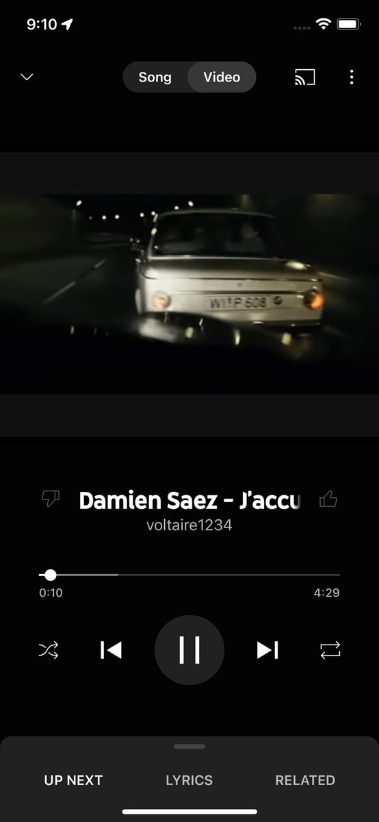 Markos81a's tweet photo. When in #France π«π·
*read the subtitles if needed, dude is based AF
**and it has a solid groove
#gymsoundtrack #fitover40
#gainzcation https://t.co/GZpobwEb4a