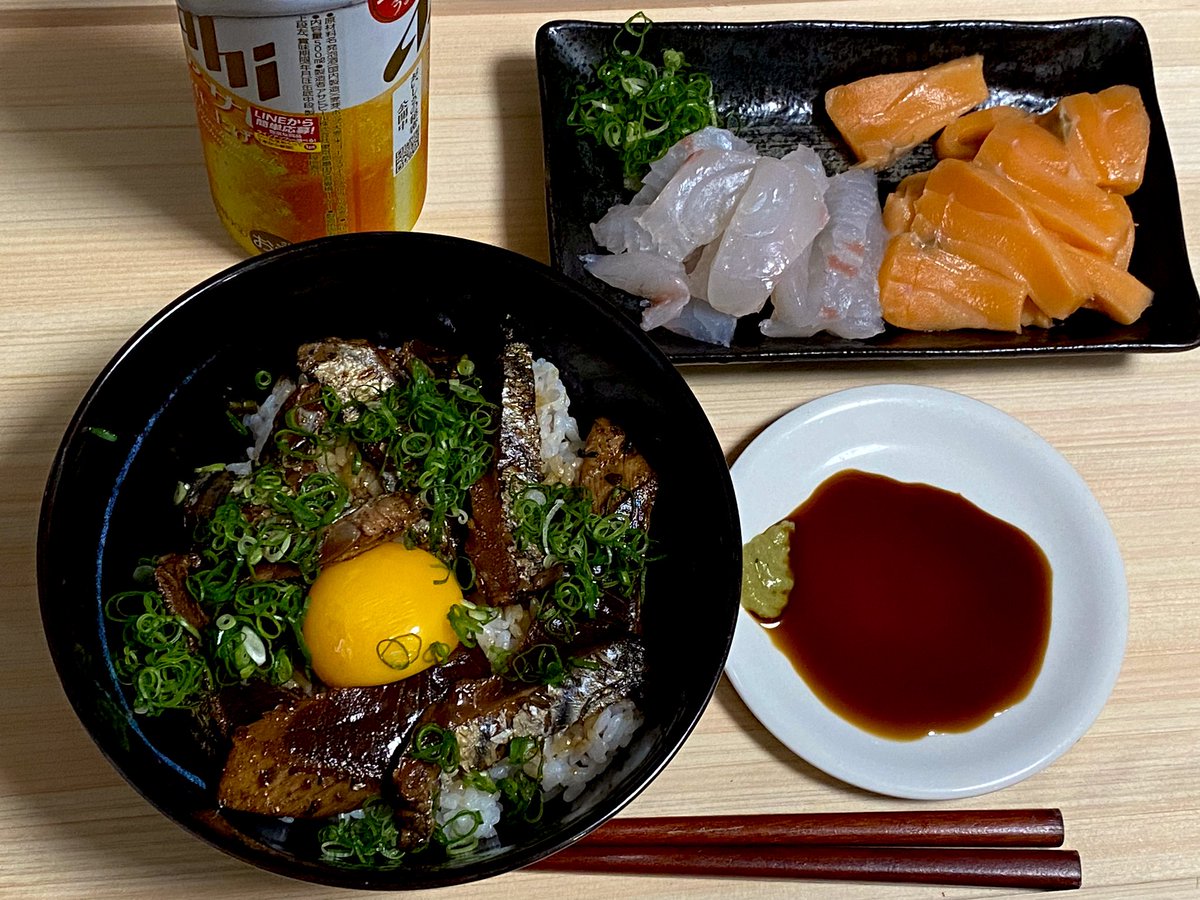 otsumamilife's tweet photo. 漬けカツオ丼とお刺身で！ https://t.co/KNqaDPak94