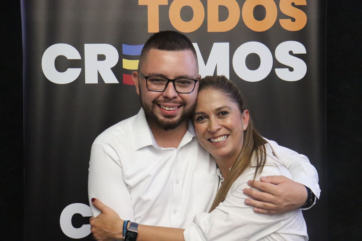 ¡Es momento de creer en el cambio! @Paulinasuarez49 nos propone un Medellín más inclusivo y equitativo. ¡Ella es nuestra voz en el Concejo! #CreemosEnMedellin #PorLasFamilias