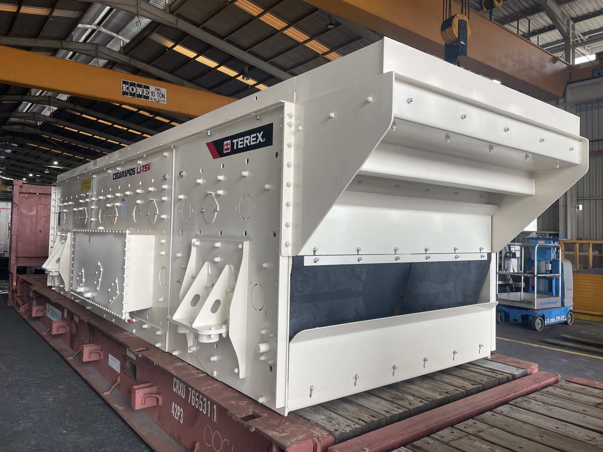 Kudos to our Malaysia team for completing the first TSV horizontal screen build in the factory, with support from our India team on critical assembly processes. It's all set for dispatch to Turkey, just in time for this month's sale!

#TerexMPS #ExperienceMatters