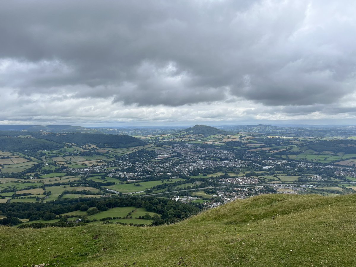 helengoth's tweet image. Well that was a run for the soul! #TrigPoint #Running #Blorenge 🏴󠁧󠁢󠁷󠁬󠁳󠁿🏃‍♀️